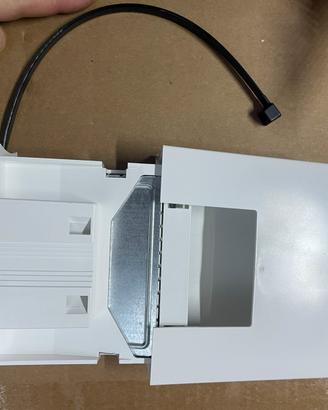 Amplificatore tv multingresso da palo FRACARRO