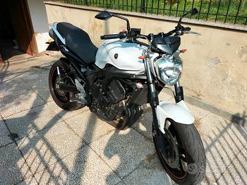 Yamaha FZ6