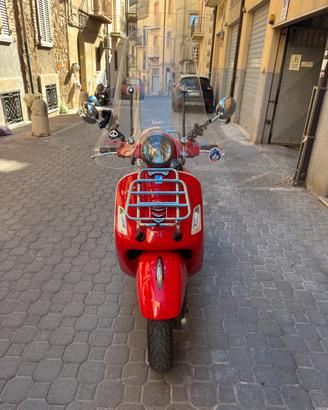 Vespa GTS 300 Super