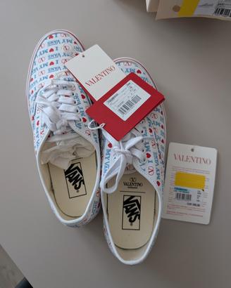 sneakers Vans x Valentino  NR 42
