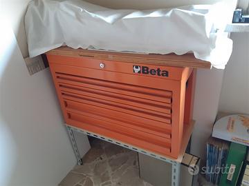 cassettiera di metallo Beta