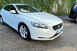 Volvo V40 D2 1.6 Summum NEOPATENTATI