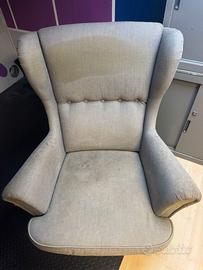Poltrona IKEA STRANDMON grigia