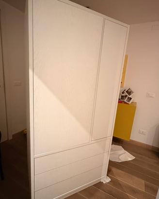 Armadio bianco