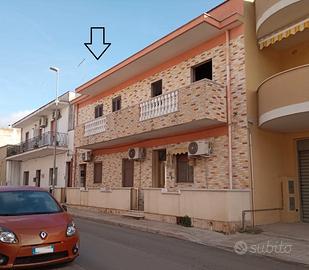 Appartamento al 1° piano con terrazzino