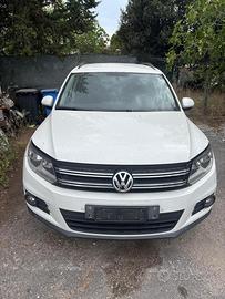 Volkswagen tiguan 1.4 tsi INCIDENTATA