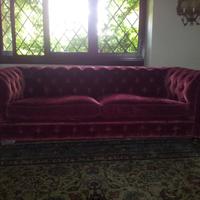 Coppia divani chesterfield in velluto Rubelli