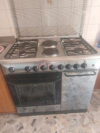 cucina Indesit