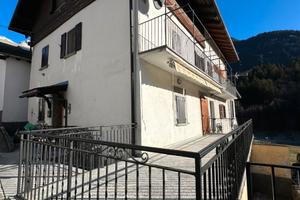 Casa unifamiliare a Premia