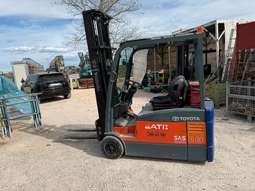 Muletto Toyota elettrico portata 20 q