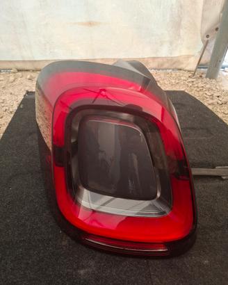 Fanale stop posteriore sinistro 500x