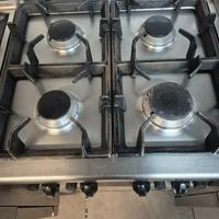 cucina 4 fuochi