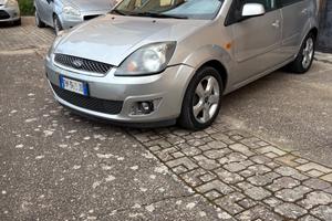 Ford Fiesta 1.4 TDCi 5p. Ghia