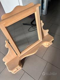 Specchiera  con cassetti