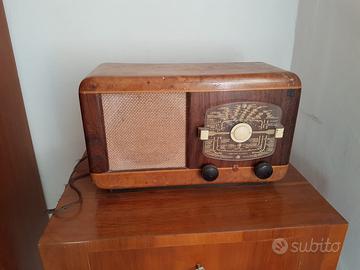 Radio d'epoca Philips Bi 490/A