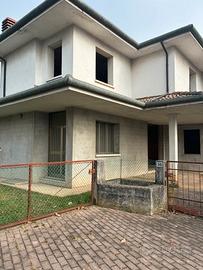 Villa al grezzo ad istrana