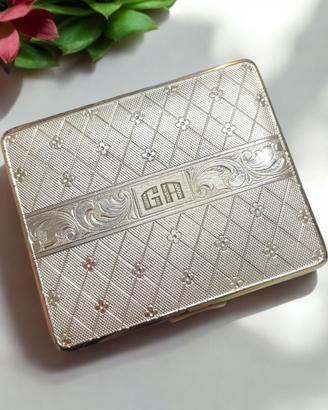 Antico porta cipria argentato anni 40 con iniziali