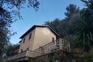 CASA INDIPENDENTE A DIANO MARINA