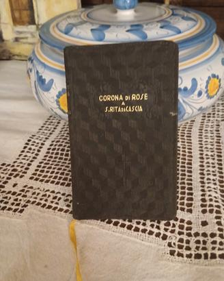 Corona di rose a Santa Rita da Cascia - religioso