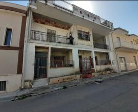 Palazzina Terra Cielo da ristrutturare
