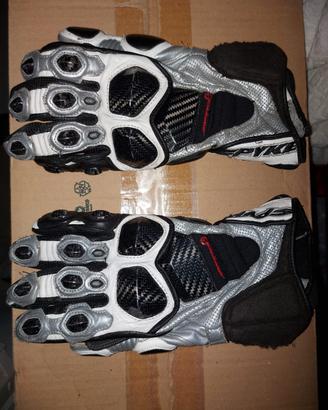 Guanti moto stradali