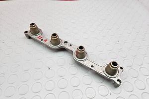 SUPPORTO INIETTORI HONDA CBR 1000 2004 2005 RR 100