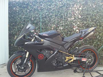 Ricambi yamaha yzf r1 04 05 06