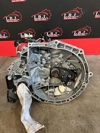 Cambio marce Peugeot 208