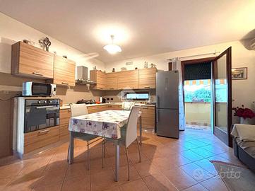 VILLA A SCHIERA A ROVOLON