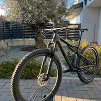 Specialized EPIC EXPERT 2020 tg. M