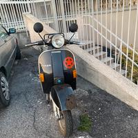 Vespa 125PX