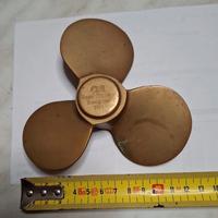 FERMACARTE FORMA DI ELICA IN BRONZO 1991