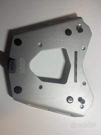 Piastra portabauletto Givi