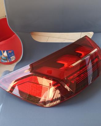 audi A4  fanale posteriore sinistro led