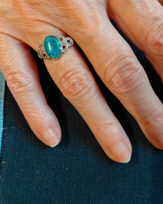 Anello Ovale Azzurro con Madonna di Caravaggio