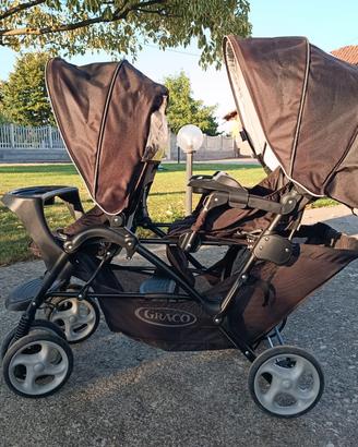 Passeggino doppio