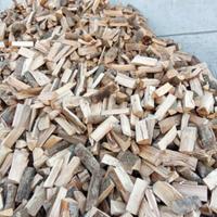 Legna da ardere secca di faggio, rovere e gaggia 