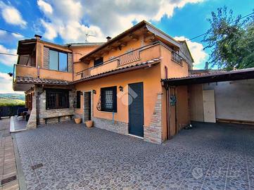 BIFAMILIARE A VALLEFOGLIA