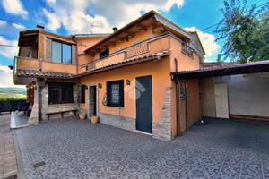 BIFAMILIARE A VALLEFOGLIA