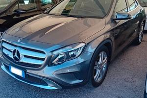 MERCEDES GLA 200CDI MANUALE  anche neopatentati