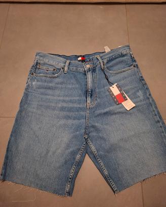 Jeans corti Tommy Jeans taglia 33 nuovi