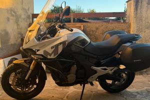 Cf moto 650 mt
