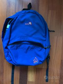 Zaino blu stile eastpak molto capiente