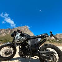 Moto scrambler