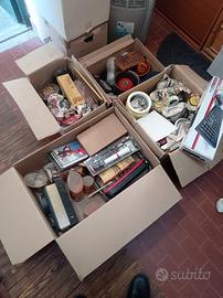 materiale vario per mercatini