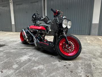 Honda ZOOMER 200cc - ESAGERATO