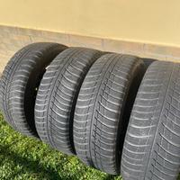 Cerchi in ferro da 16 con gomme invernali 