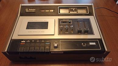 Registratore cassette Technics 