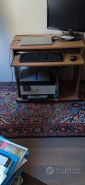 scrivania mobiletto PC e stampante 