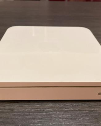 Apple Airport Extreme wireless router 5Ghz